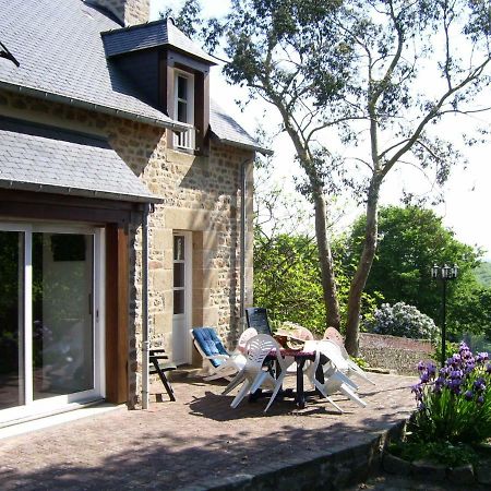 Le Tilleul Becherel Exterior photo